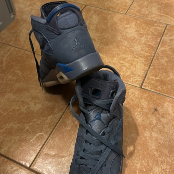 Jordan 6 Retro - Picture 2 of 3